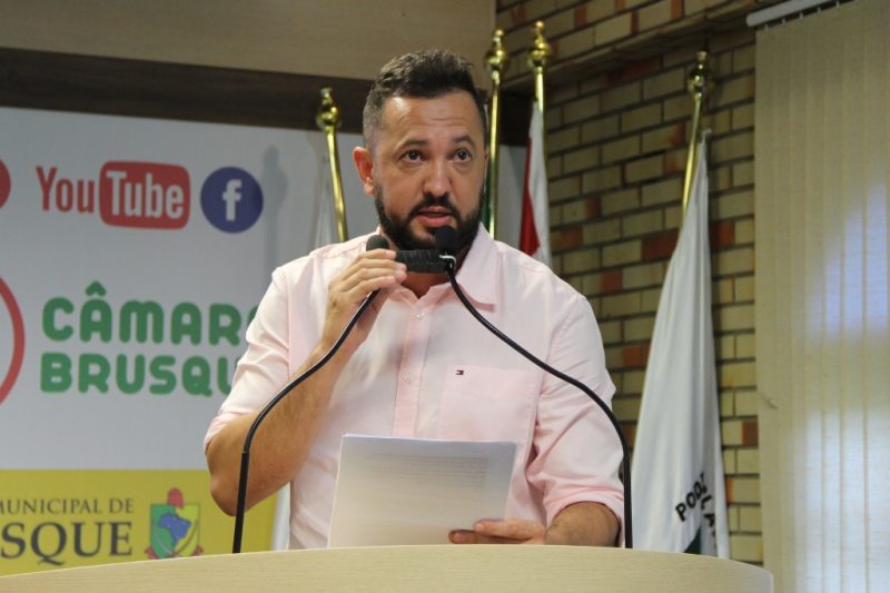 Vereador Rick Zanata &eacute; processado por abuso de poder econ&ocirc;mico em a&ccedil;&atilde;o movida por um advogado – Foto: C&acirc;mara de Vereadores de Brusque/Divulga&ccedil;&atilde;o/ND