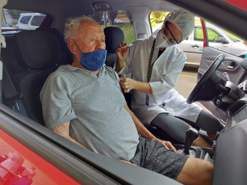 Primeira dose foi aplicada no dia 9 de fevereiro. – Foto: Rodrigo Gon&ccedil;alves/NDTV Chapec&oacute;