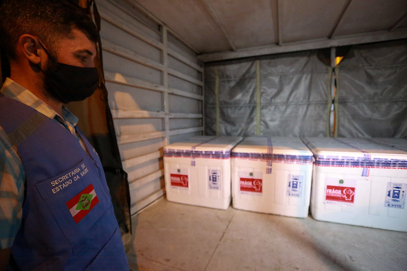 SES tem até o início da semana que vem para repassar dados dos vacinados em SC