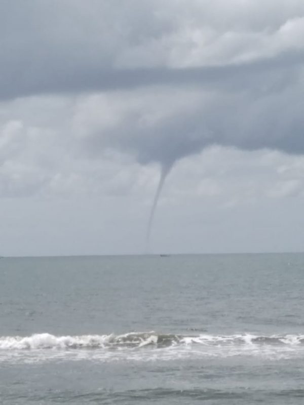 tornado se formando 