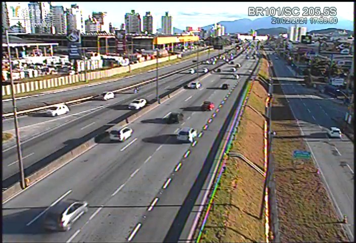 Entrada da Via Expressa no fim da tarde deste domingo (21) – Foto: Arteris Litoral Sul/Divulga&ccedil;&atilde;o