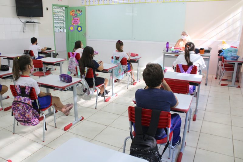 professsor em sala de aula