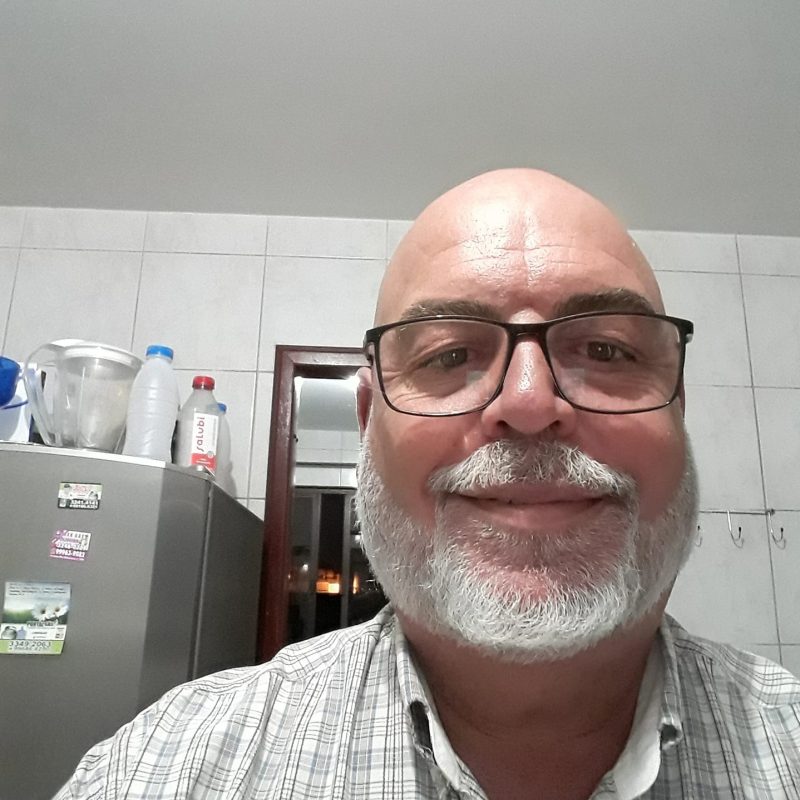 Rubens atuava com ações sociais na cidade, junto aos moradores de rua – Foto: Reprodução Facebook