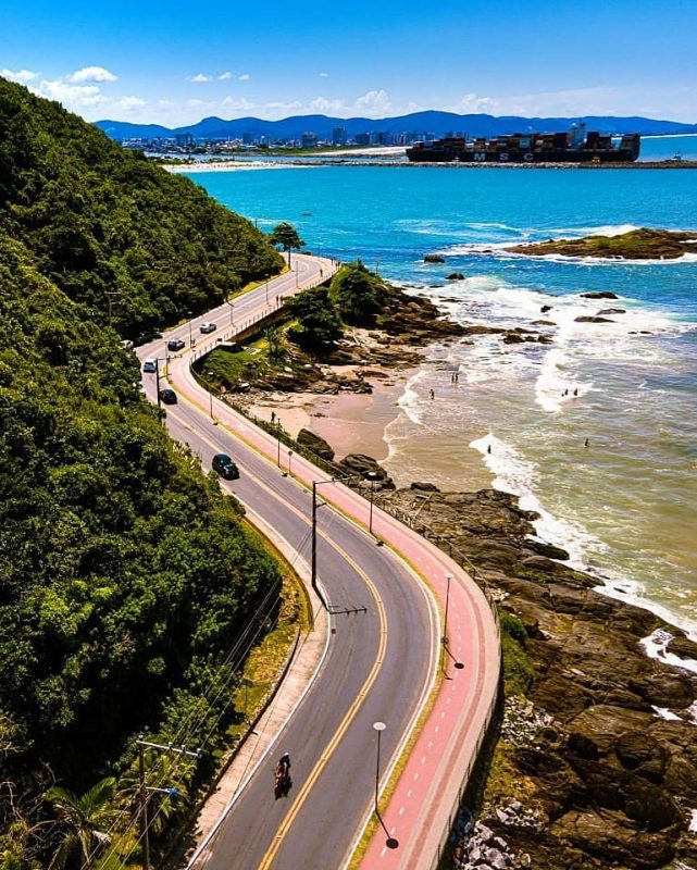 Praia de Cabeçudas, Itajaí. – Foto: Foto: Alfabile