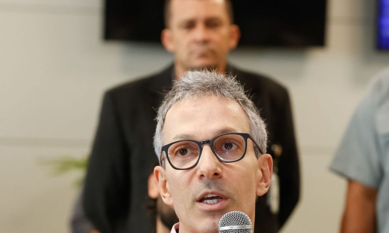 O governador de Minas Gerais, Romeu Zema, durante encontro de trabalho. – Foto: Isac N&oacute;brega/PR/ND