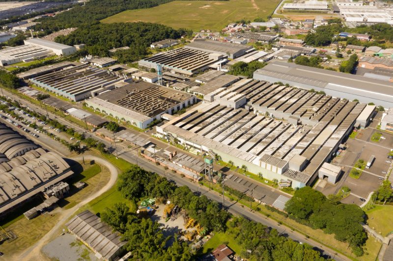 A unidade de Joinville tem &aacute;rea total de 200 mil metros quadrados e conta com uma for&ccedil;a de trabalho de 5 mil colaboradores – Foto: Divulga&ccedil;&atilde;o Embraco