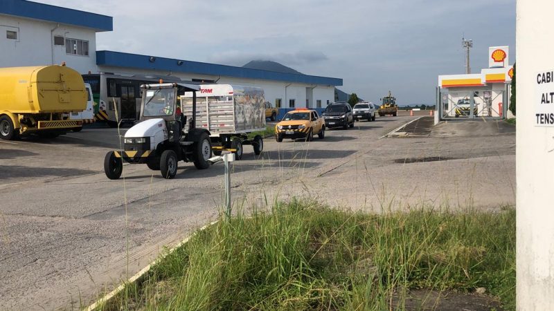 Imunizantes chegaram a Florianópolis por volta das 8h10 desta quarta-feira (17)