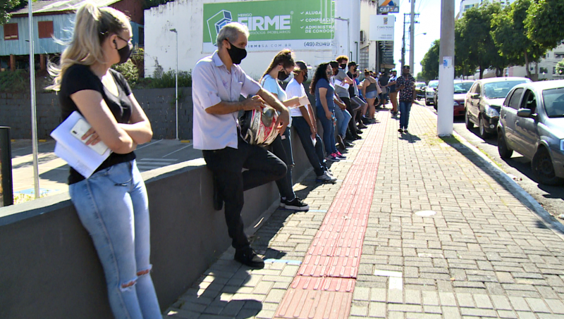 Moradores devem seguir aguardando chegada de novas doses de vacina contra a Covid-19 – Foto: Roberto Bortolanza/NDTV/ND