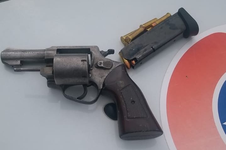 Moradores reagem a assalto e expulsam bandidos de casa em Blumenau – Foto: Divulgação/Polícia Militar Blumenau