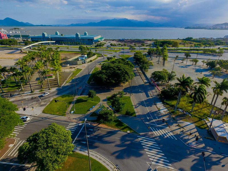 Cinco municípios da Grande Florianópolis estão sem Coronavac para 2ª dose