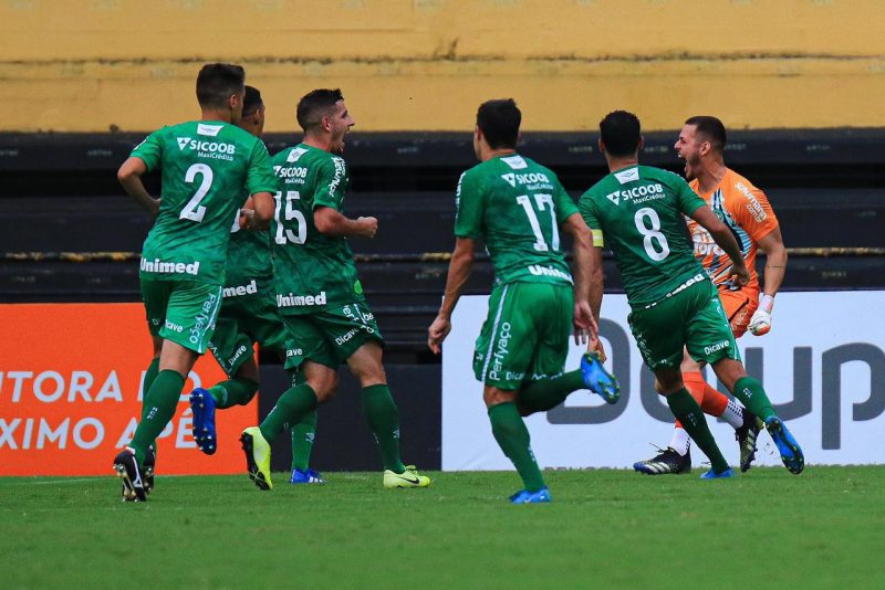 Chapecoense vence Criciúma e lidera Catarinense com 100% de aproveitamento – Foto: Márcio Cunha/ACF/Divulgação/ND