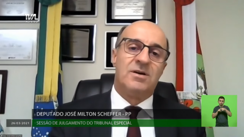 Deputado Milton Scheffer votou com o governador, contrário ao impeachment- Foto: TV Alesc/Reprodução