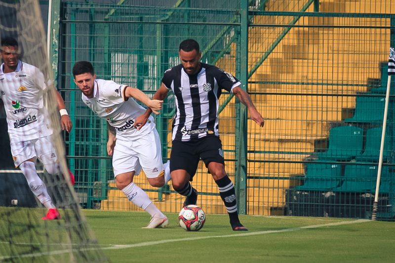 Figueirense e Crici&uacute;ma ficam no 0 a 0 em Florian&oacute;polis – Foto: Patrick Floriani/FFC