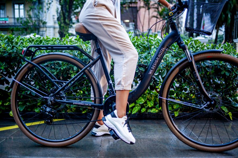 Hotel oferece bicicletas para hóspedes passearem nas redondezas – Foto: Danisa Rhoden Silveira