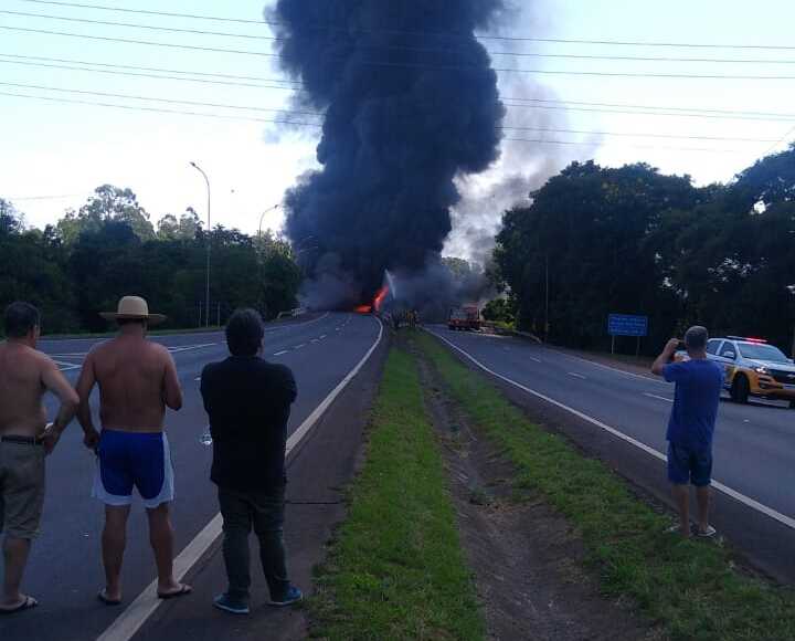 Caminhão de combustível explodiu na BR-386, no Rio Grande do Sul – Foto: Divulgação/ND