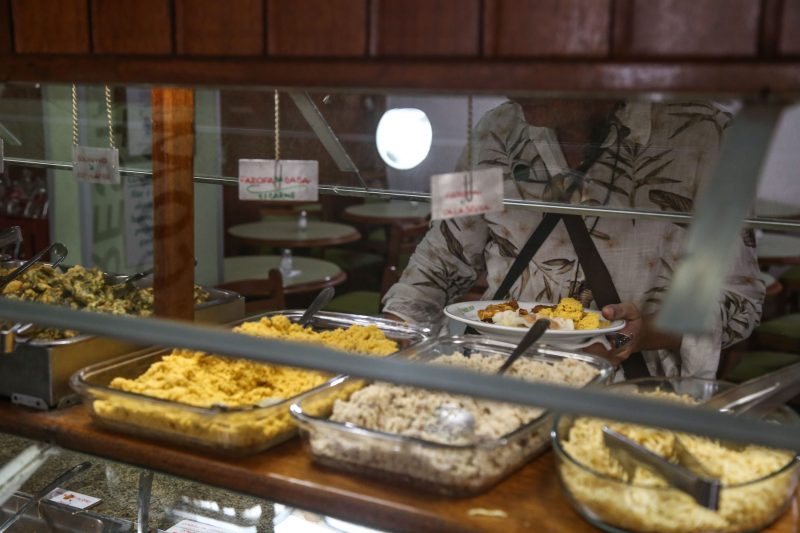 Empres&aacute;rios disseram que queda no movimento foi superior a 30% – Foto: Anderson Coelho/Arquivo/ND