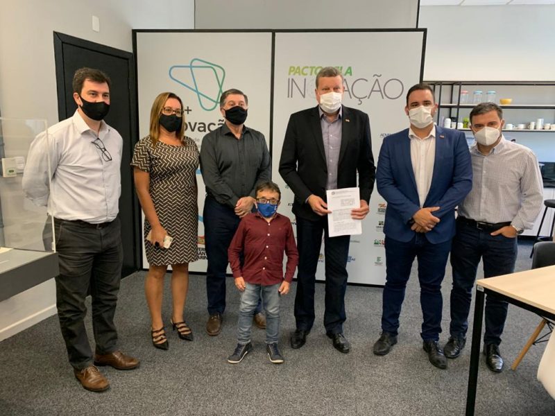 Acordo vai possibilitar que o município assuma um protagonismo dentro da capacitação e da geração de oportunidades na Capital, aponta o secretário municipal de Defesa do Cidadão, Gabriel Meurer (Gabrielzinho) – Foto:PMF/Divulgação/ND