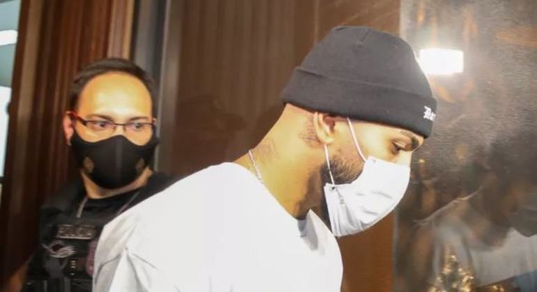 Gabigol estava no cassino e foi um dos participantes flagrados na ação pela polícia – Foto: R7/Divulgação/Polícia de SP