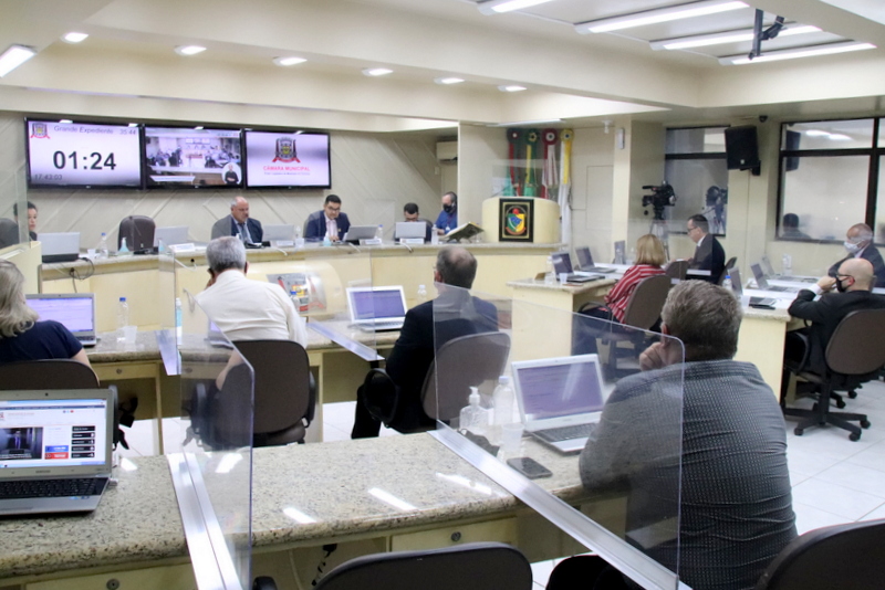 Assunto ser&aacute; discutido em sess&atilde;o extra na C&acirc;mara de Crici&uacute;ma – Foto: Luan Ghisi