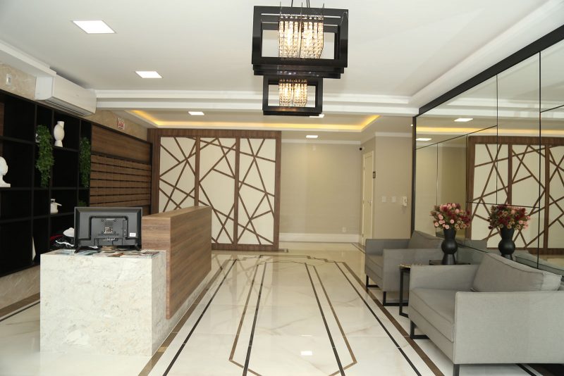 Hall de entrada do residencial Antonio Neto, no bairro Campinas, em São José – Foto: AM Construções/Divulgação