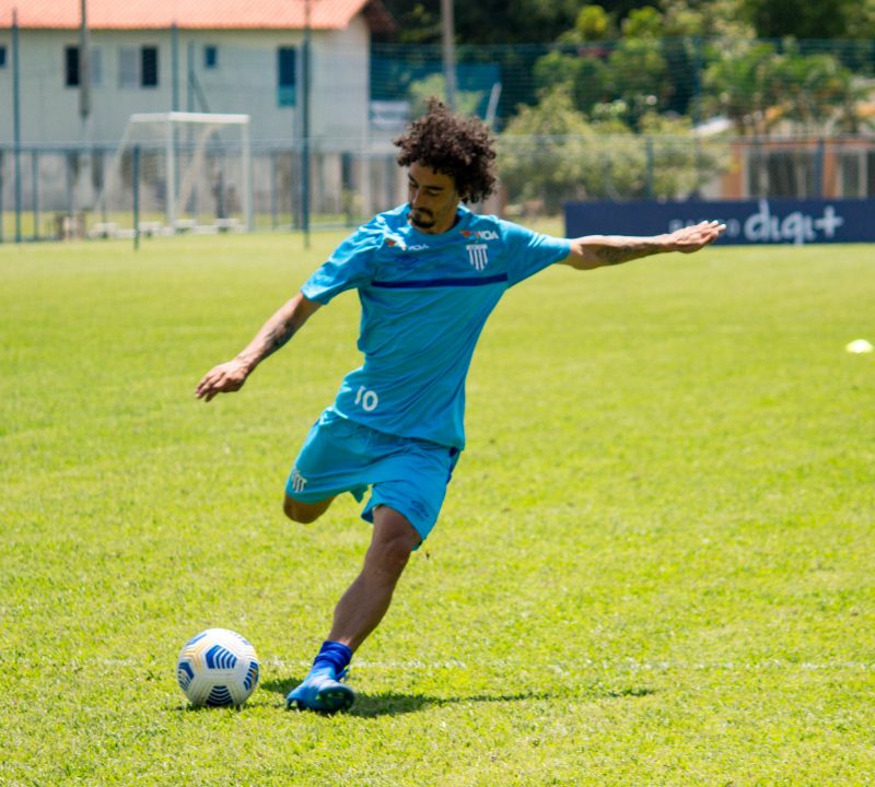 Sem acordo financeiro, permanência de Valdívia no clube é difícil – Foto: André Palma Ribeiro/Avaí FC