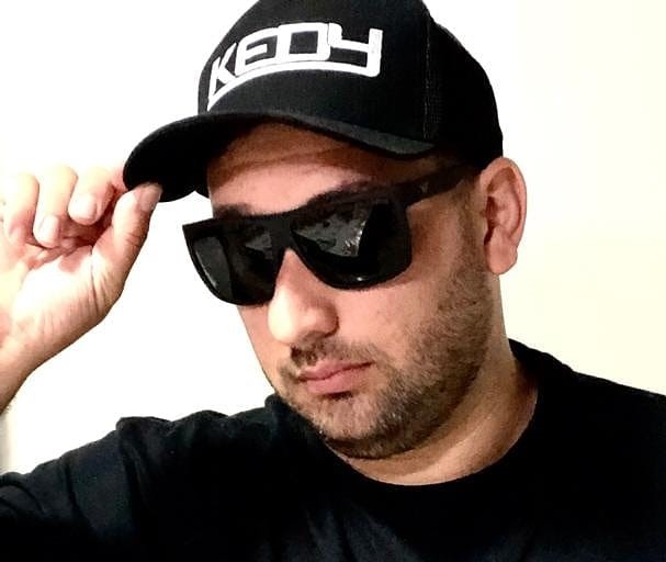 Kedy estava na 5ª fase de engenharia de produção e era DJ &#8211; Foto: Redes sociais/ND