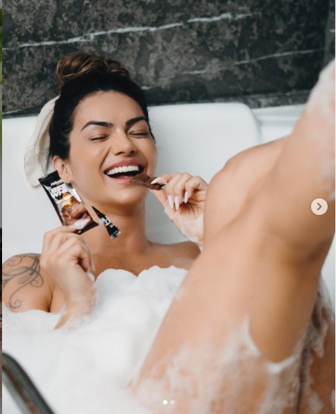 “Hoje eu queria muito comer um docinho e esse chocolate é o meu preferido”, disse – Foto: Redes Sociais/Divulgação ND