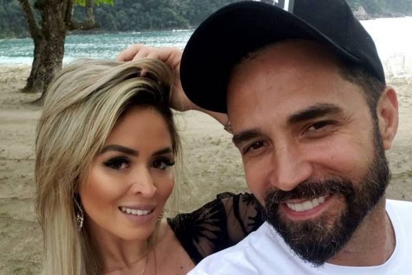 latino; pandemia; casamento; desempregado; meses