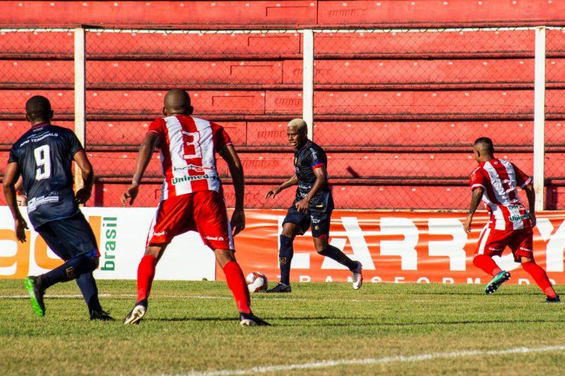 Herc&iacute;lio Luz vence o Marc&iacute;lio Dias no Campeonato Catarinense – Foto: Bruno Golembiewski/CNMD
