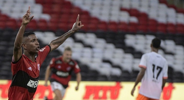 flamengo vence Bangu