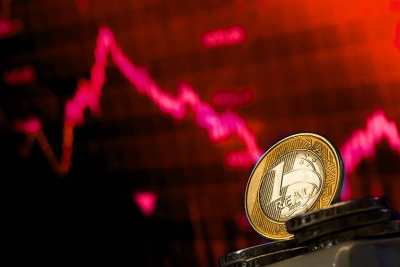 Baixa interrompe o crescimento de três anos seguidos