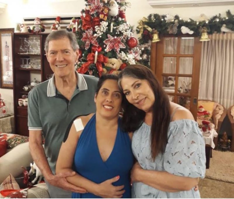 Ana Paula, filha do m&eacute;dico, confirmou a morte do pai – Foto: Reprodu&ccedil;&atilde;o redes sociais/ND