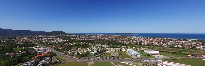 Empreendimento também traz interferências urbanas à Capital, como a execução uma via marginal, ciclovia, revitalização de passeios públicos, nova rede de esgoto, reestruturação de rede elétrica, mobiliários urbanos e arborização – Foto: Divulgação/ND