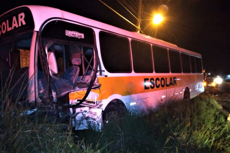 ônibus envolvido em acidente