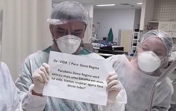 Médico anunciou a melhora da paciente em cartaz – Foto: Redes sociais