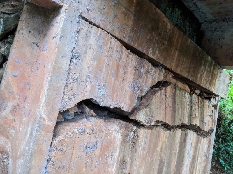 Rachaduras são vistas há mais de cinco anos por moradores do interior de Piratuba – Foto: Marcelo Santos/Divulgação