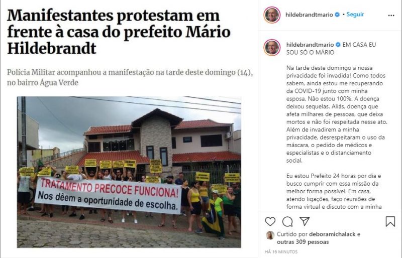 Prefeito de Blumenau, Mário Hildebrandt responde a manifestantes que protestaram em frente a casa dele – Foto: Reprodução/Redes Sociais