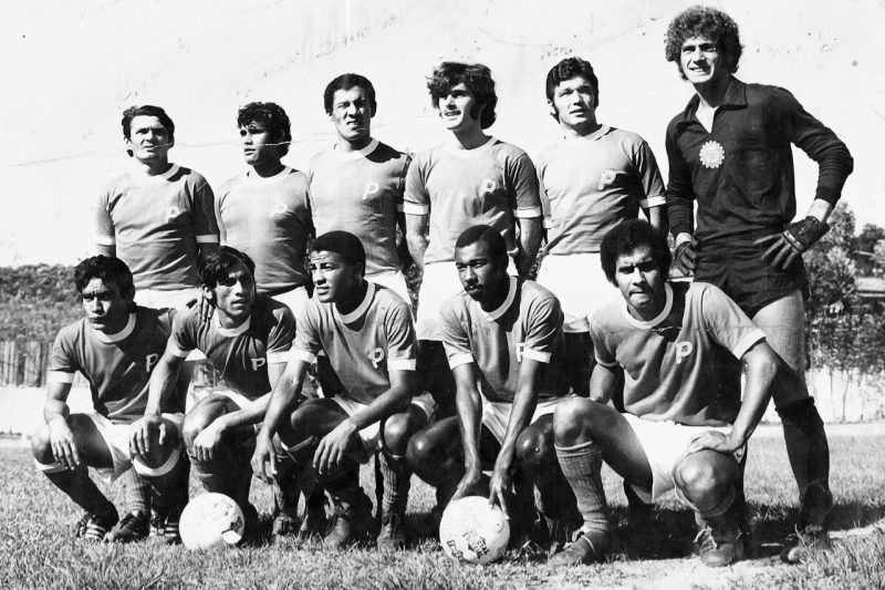 Próspera, vice-campeão estadual de 1971. Em pé: Ernesto, Armando, Danda, Lúcio, Neri, Lourenço e Danilo. Agachados: Nordestino, Chiquinho, Neri Fraga, Paulo Garça e Jorginho. – Foto: Comunicação Social/Prospera/ND