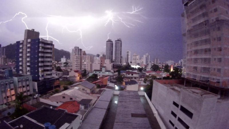 Defesa Civil alerta para temporais e até granizo em Itajaí e região – Foto: Paulo Sérgio/NDTV