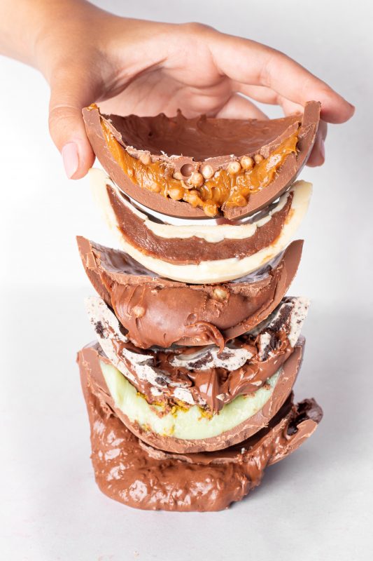 Ovos fechados recheados de diversos sabores