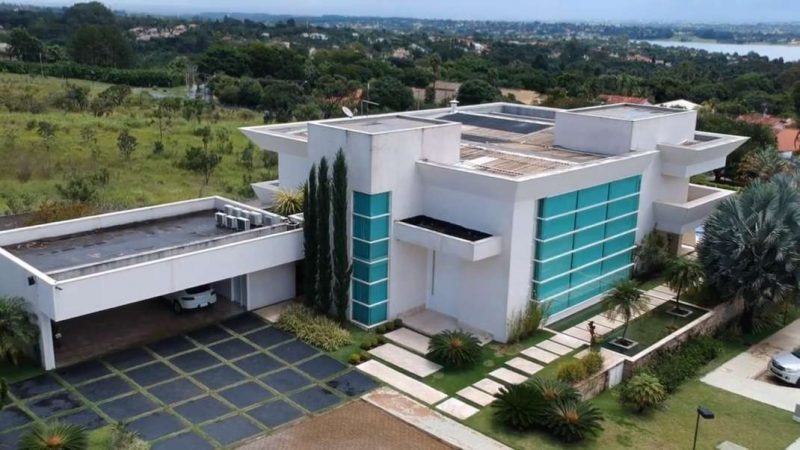 Mansão luxuosa do senador Flávio Bolsonaro (Republicanos-RJ), em Brasília – Foto: Reprodução/ND