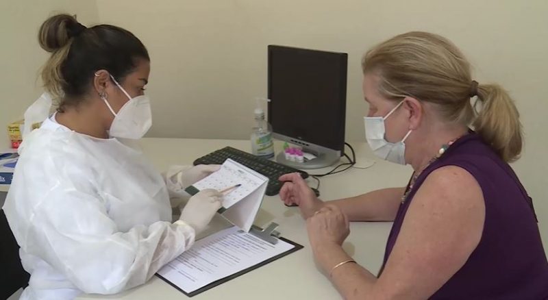 Aposentada Rosemeri Sell procurou o Posto de Saúde após sentir alguns sintomas – Foto: Reprodução/NDTV