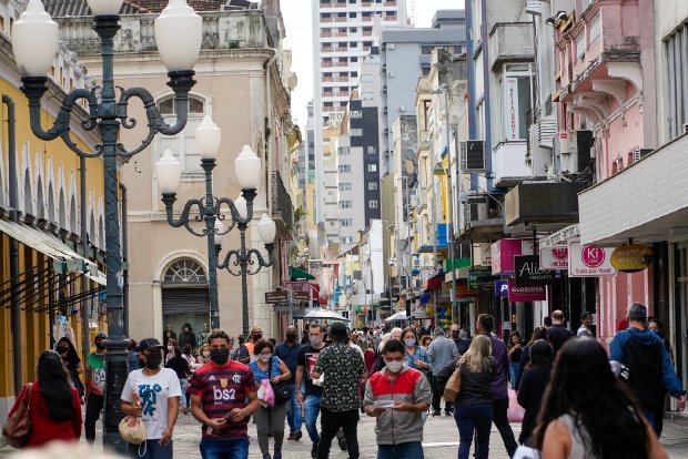 Gean Loureiro afirma que adultos serão vacinados da Covid-19 até o fim do ano, em Florianópolis