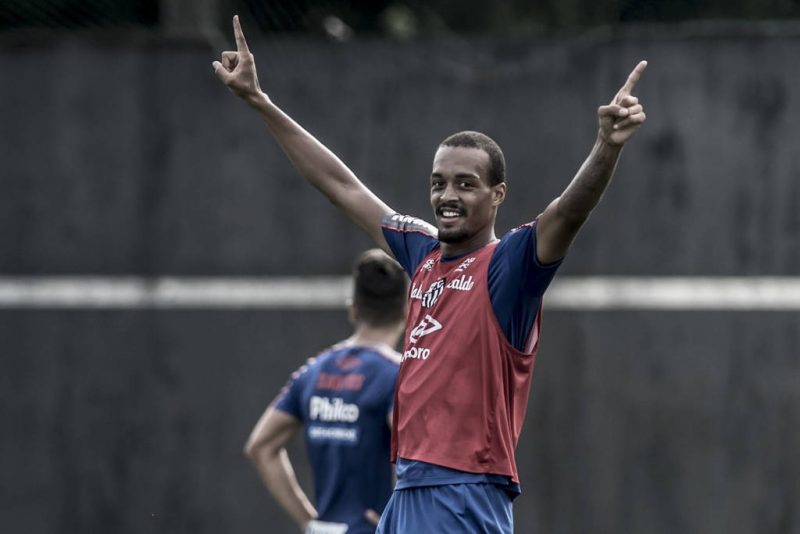 Luiz Felipe recebe propostas, mas prioriza perman&ecirc;ncia no Santos – Foto: Ivan Storti/Santos FC/ND