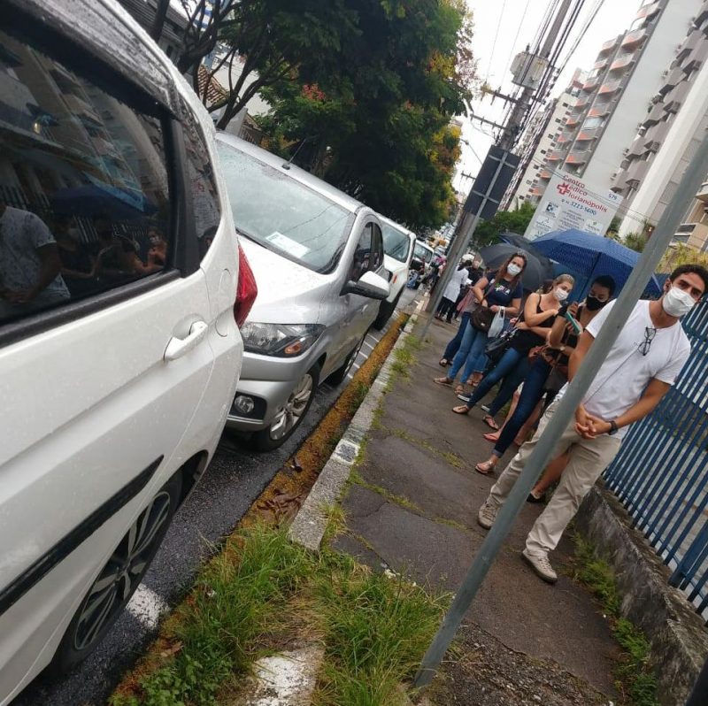 cronograma de vacinação em Florianópolis prejudicado pela chuva