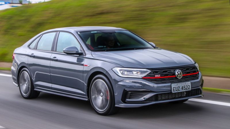 VW Jetta 2021 perde versões e agora só está disponível com motor 2.0 TSI - Divulgação/VW