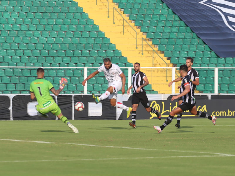 Figueirense e JEC se enfrentaram na tarde deste domingo (11), no Orlando Scarpelli – Foto: Vitor Forcellini/JEC