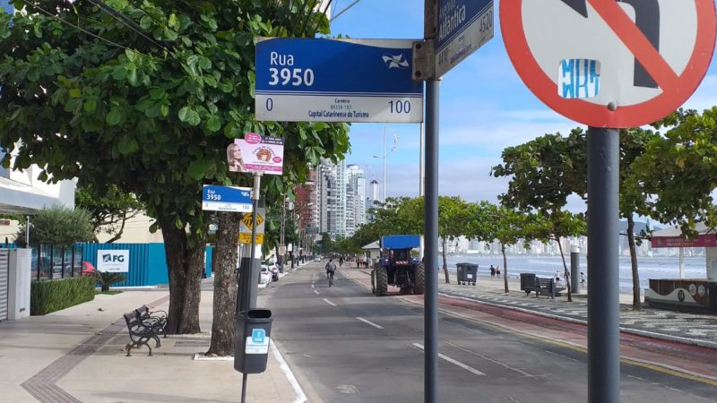 Atlantic Avenue, Balneario Camboriu, during the day.