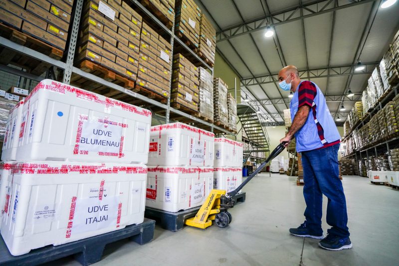 doses de vacina contra covid-19 em SC