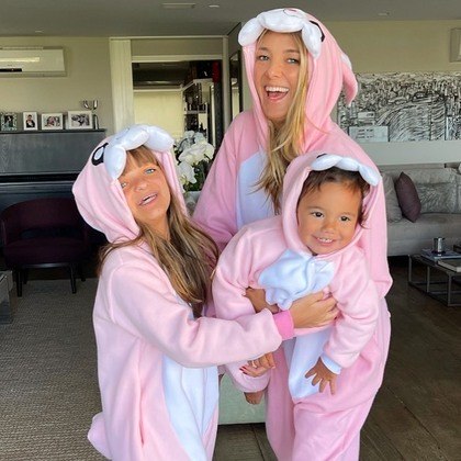 “Três coelhinhas passando na sua timeline para desejar uma Feliz Páscoa com muito amor, saúde e alegrias”, escreveu ela em seu Instagram. – Foto: Foto: Redes Sociais